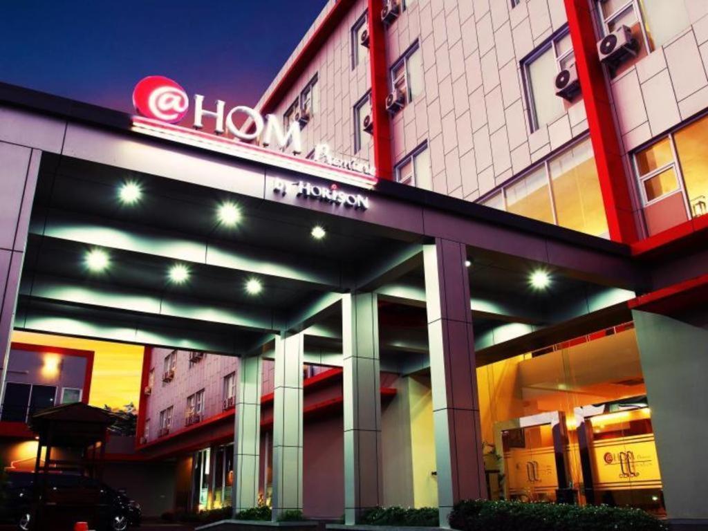 Hotel @hom Premiere Cilacap