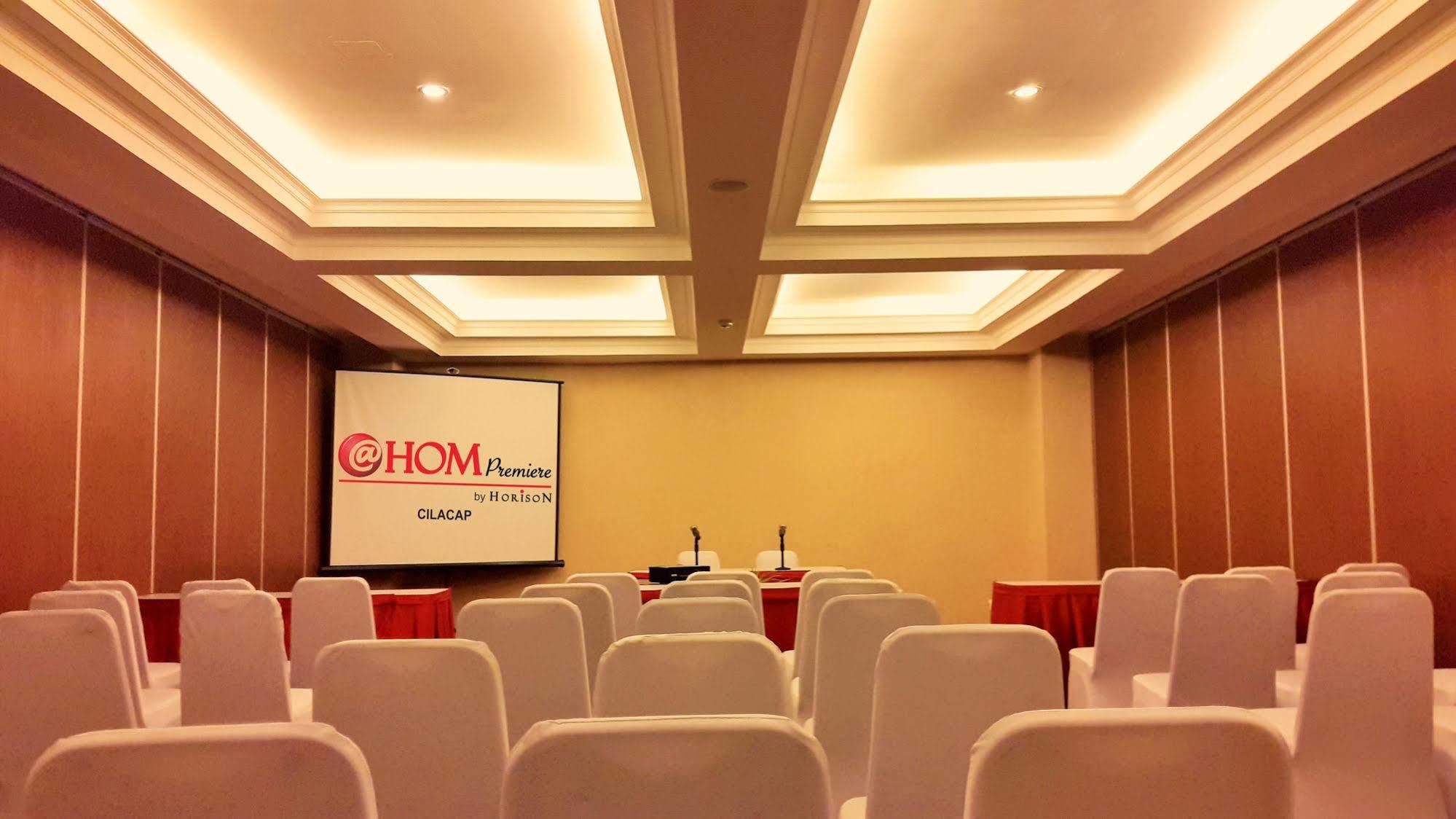Hotel @hom Premiere Cilacap